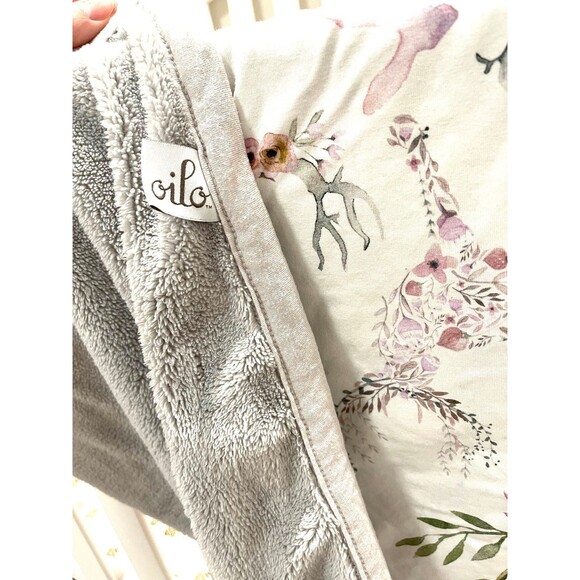 OILO Woodland Fawn Cuddle Blanket - Picture 2 of 2